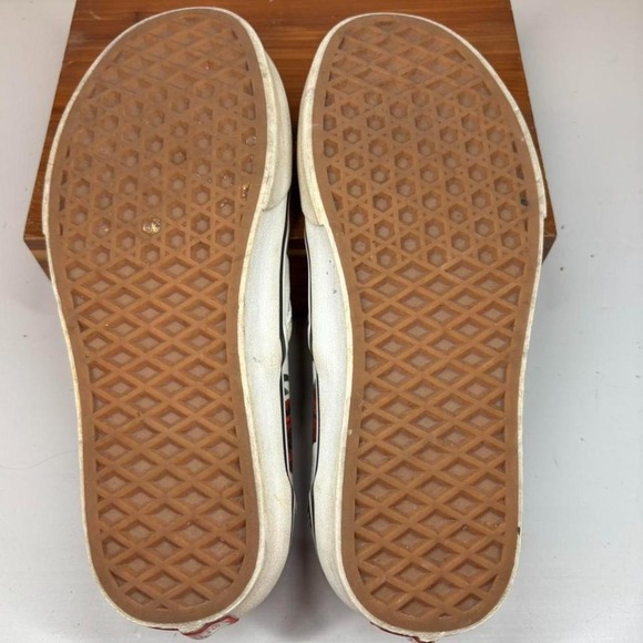 Vans‎ Classic Slip On Rose Floral White Canvas Sneakers Shoes W5.5 M4 Whimsigoth - Picture 3 of 4